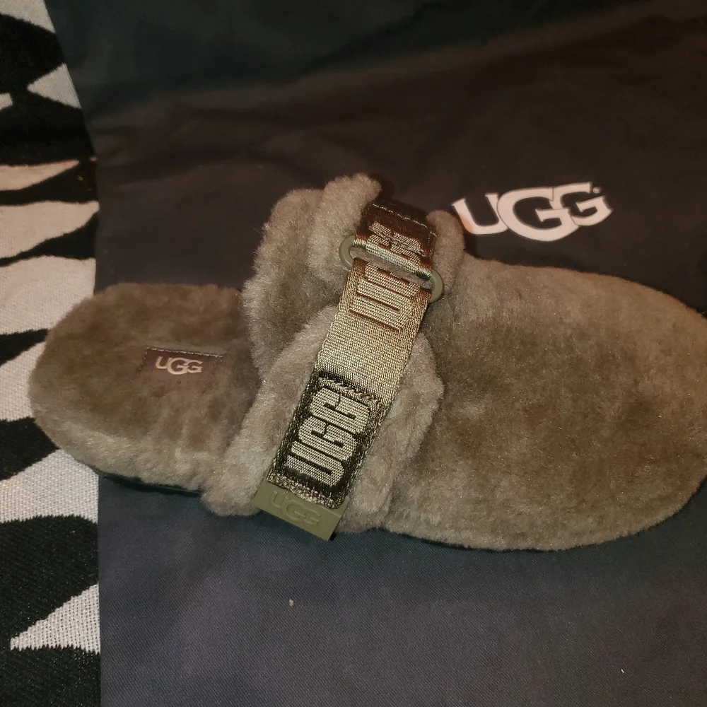 Ugg sandals